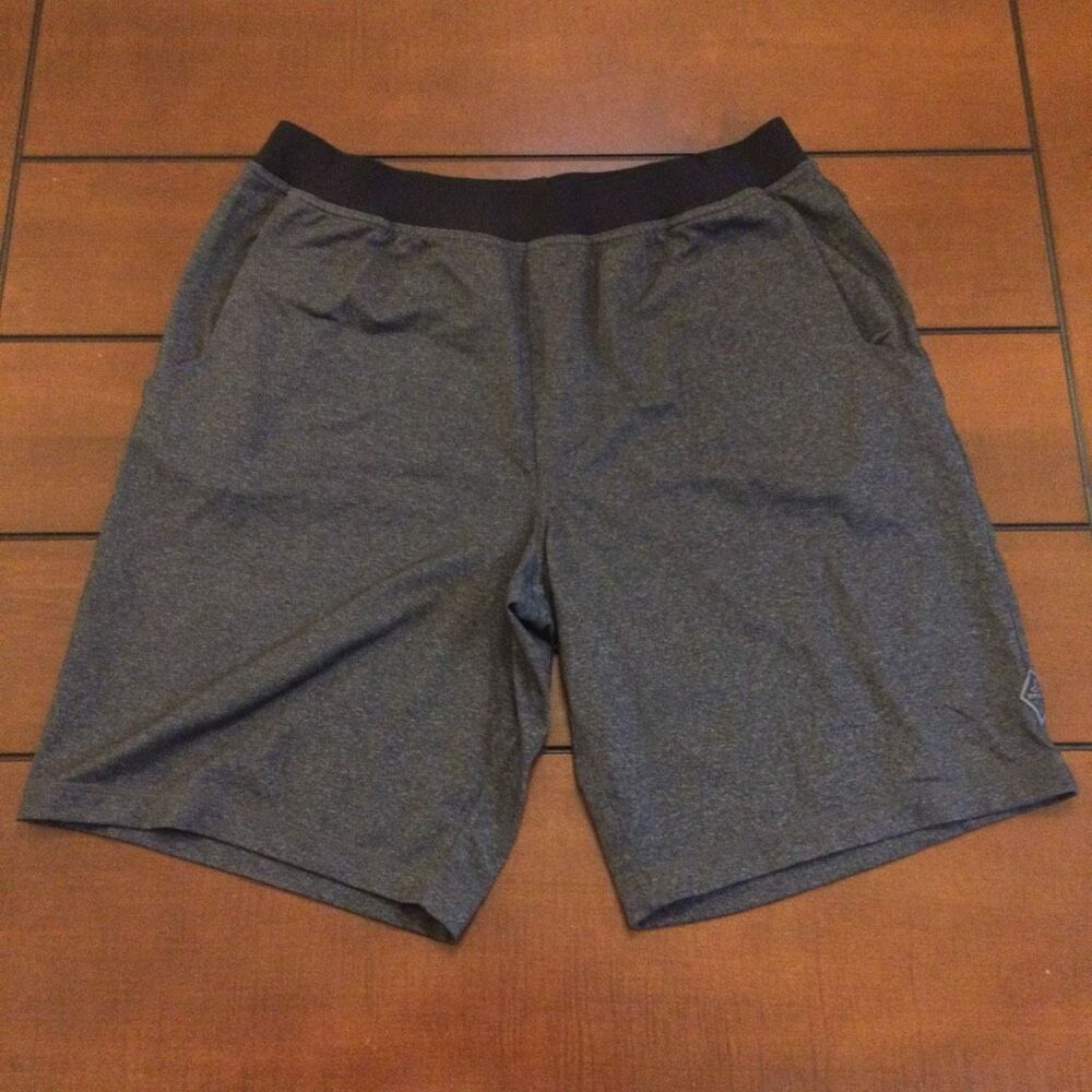 Prana breathe gray shorts men’s large